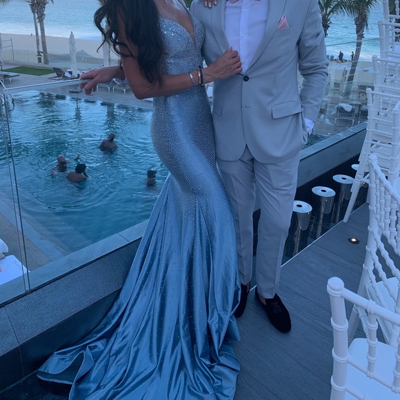 Sherri Hill crystal gown - Picture 2 of 5